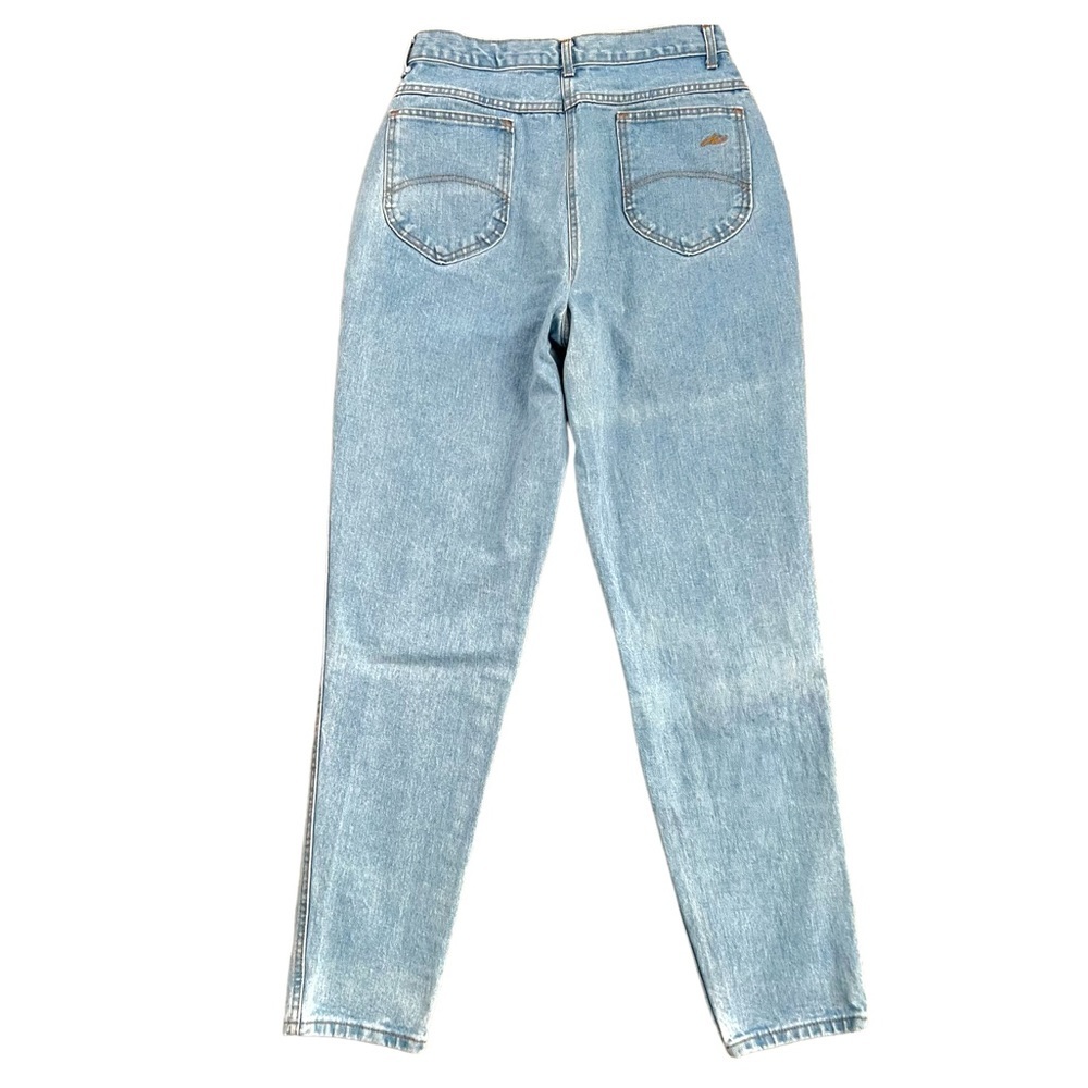 Vintage 90s Chic Ultra High Rise Mom Jeans Light Wash Tapered Leg 27 / 28